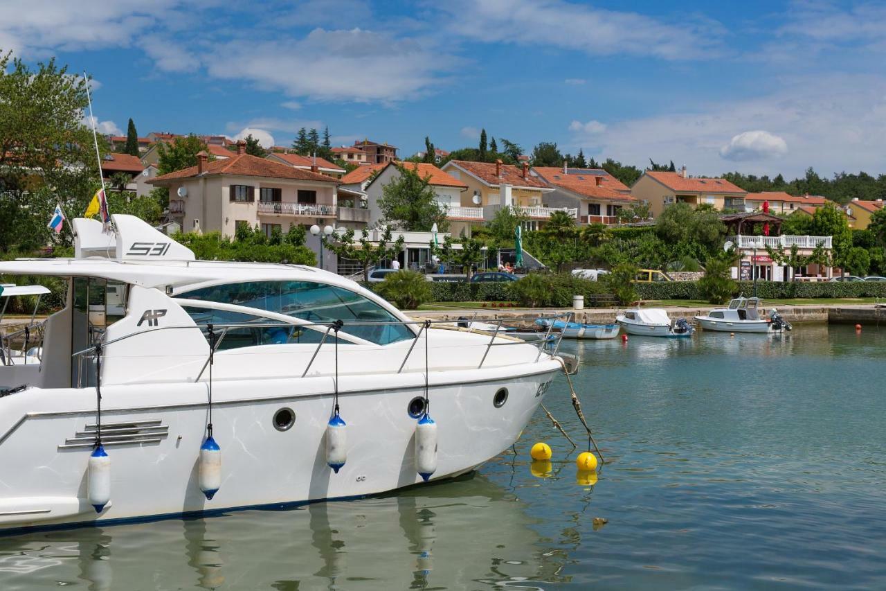 Villa Toic By The Seaside With Beautiful Seaview Čižići Extérieur photo