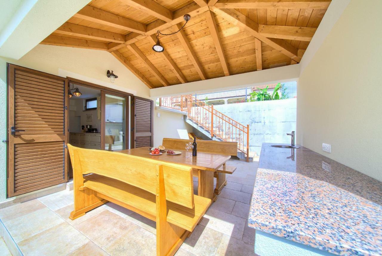 Villa Toic By The Seaside With Beautiful Seaview Čižići Extérieur photo