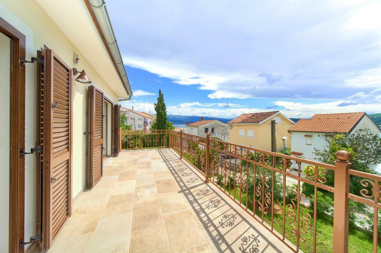 Villa Toic By The Seaside With Beautiful Seaview Čižići Extérieur photo